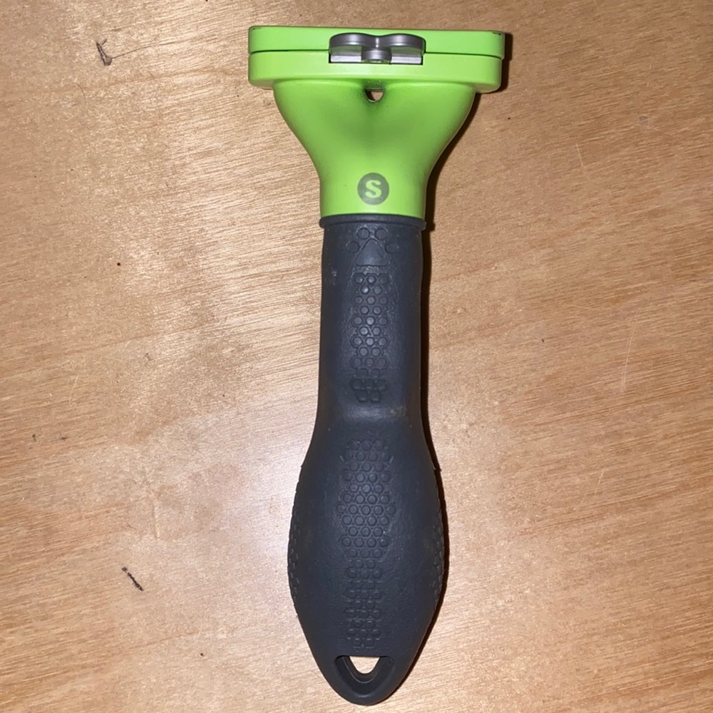 Furminator Deshedding Brush- Small